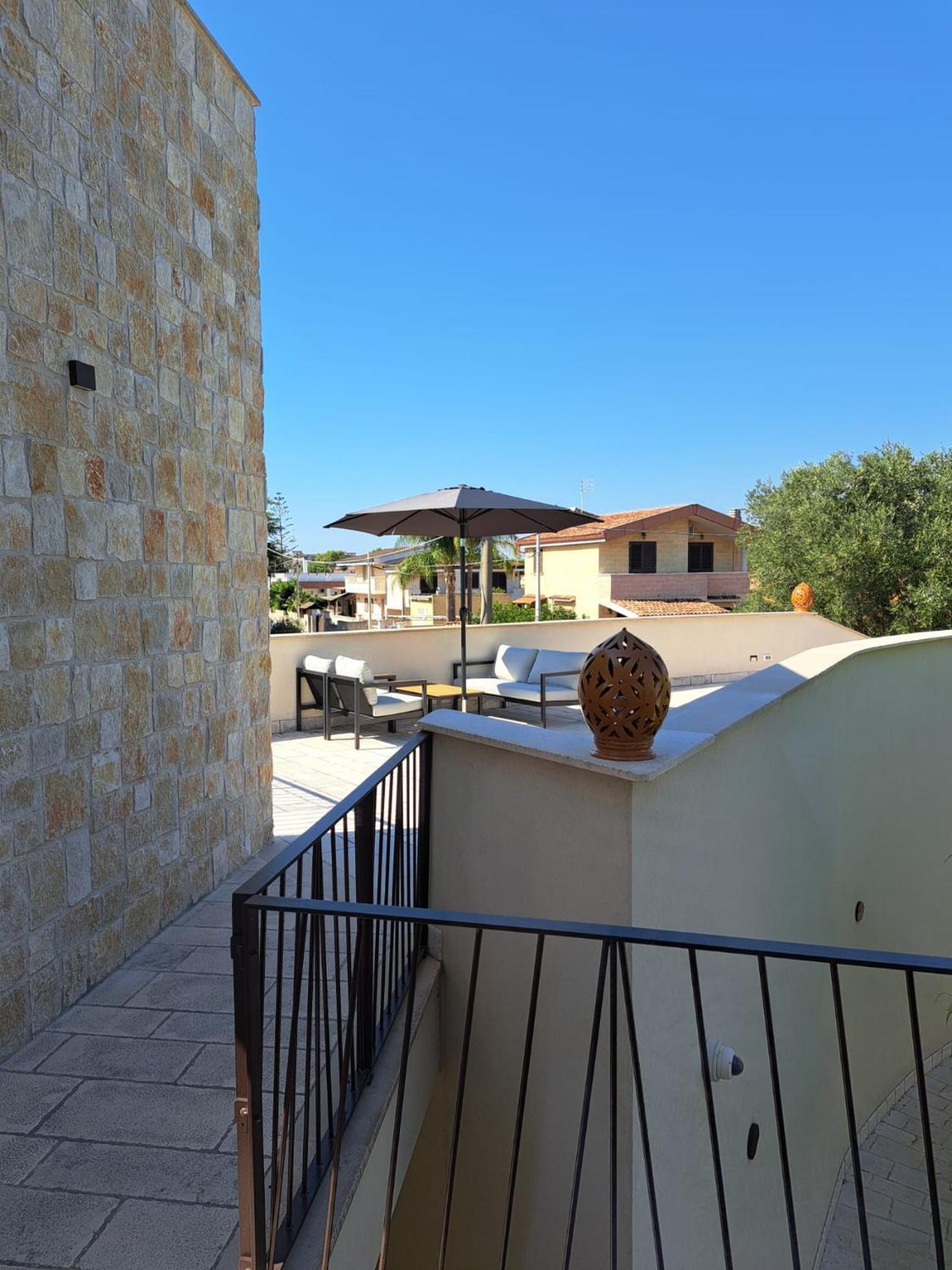 Bed and Breakfast H3V Taranto Exterior foto